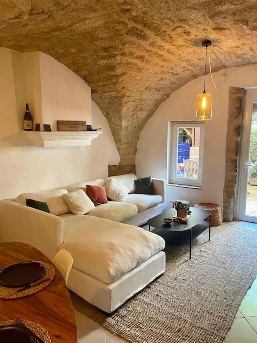 Charmante Maison De Village Au Pied Du Luberon Cabrieres-d'Aigues 외부 사진