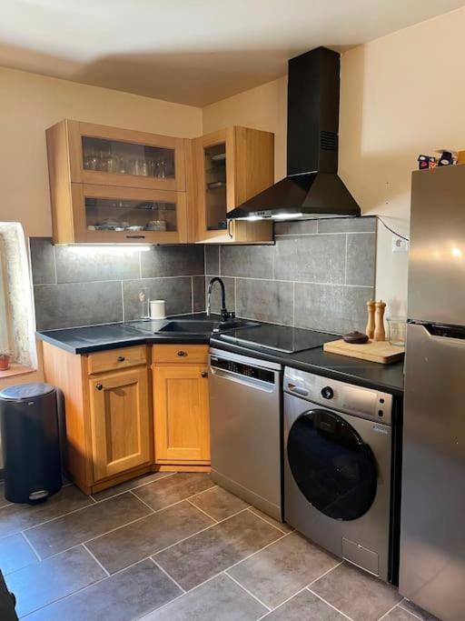 Charmante Maison De Village Au Pied Du Luberon Cabrieres-d'Aigues 외부 사진